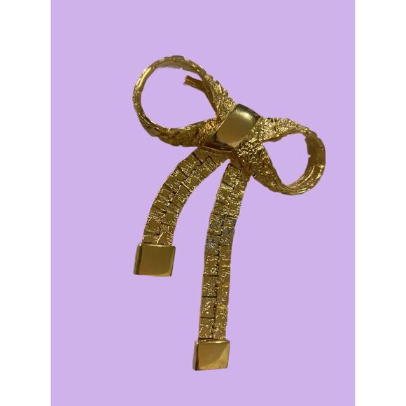 Elegant Gold-Tone Textured Bow Brooch Pin - Picture 1 of 4